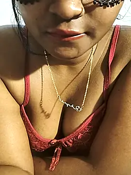 Snapshot of FANTASY_QUEEN_07 chatting on 10/04/25, 09:13 FANTASY QUEEN 07 online show from 10/04/25, 09:13