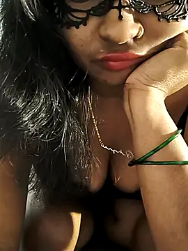 Snapshot of FANTASY_QUEEN_07 chatting on 10/09/25, 10:24 FANTASY QUEEN 07 online show from 10/09/25, 10:24