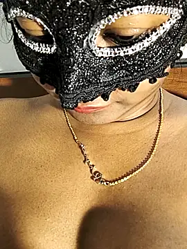 Snapshot of FANTASY_QUEEN_07 chatting on 10/29/25, 11:39 FANTASY QUEEN 07 online show from 10/29/25, 11:39