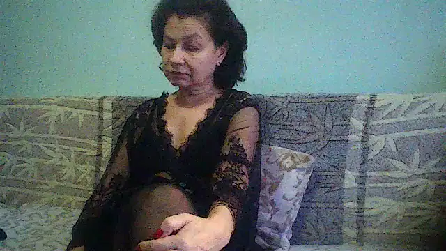 Snapshot of Mat_Elenore chatting on 12/13/24, 06:21 Mat Elenore online show from 12/13/24, 06:21