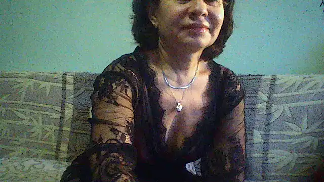 Snapshot of Mat_Elenore chatting on 12/21/24, 06:52 Mat Elenore online show from 12/21/24, 06:52