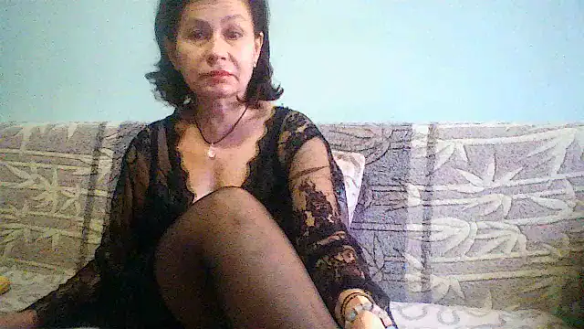 Snapshot of Mat_Elenore chatting on 01/13/25, 07:54 Mat Elenore online show from 01/13/25, 07:54