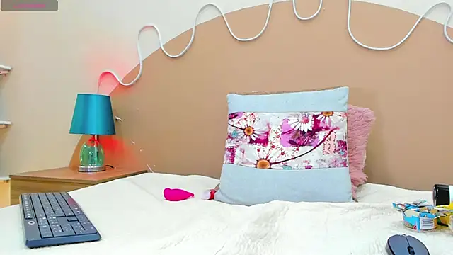 Snapshot of natasha_jurado chatting on 02/01/25, 04:03 natasha jurado online show from 02/01/25, 04:03