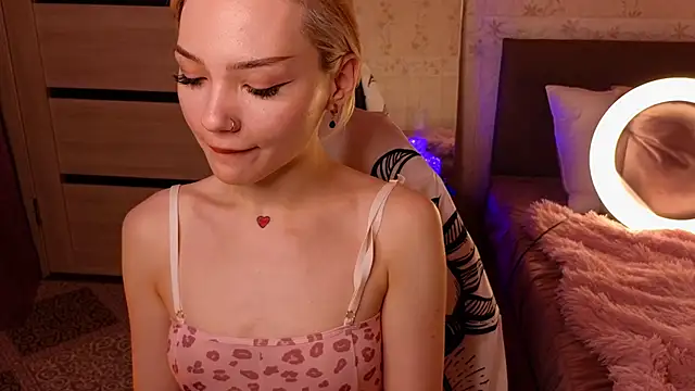 Snapshot of SandraBoyl chatting on 01/05/25, 07:17 SandraBoyl online show from 01/05/25, 07:17