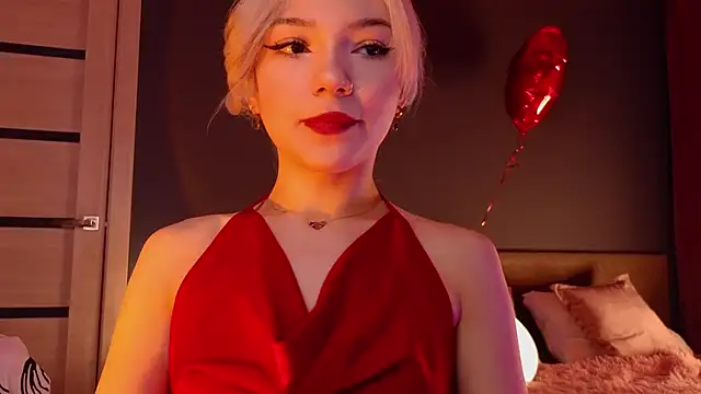 Snapshot of SandraBoyl chatting on 03/07/25, 01:09 SandraBoyl online show from 03/07/25, 01:09