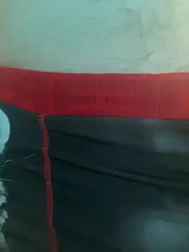 Snapshot of youlo71 chatting on 10/22/25, 09:03 youlo71 online show from 10/22/25, 09:03