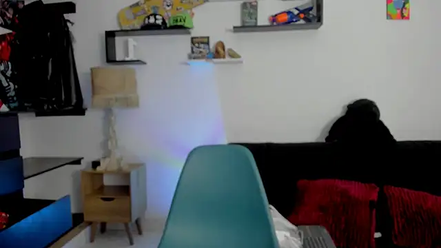 Snapshot of Tom_Krakow chatting on 01/29/25, 04:08 Tom Krakow online show from 01/29/25, 04:08