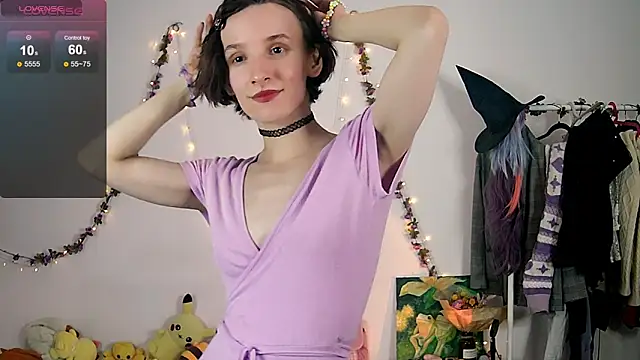 Violet Veliya online show from 10/25/25, 03:29