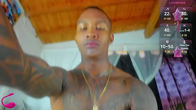 esteveen ortegas  online show from 11/07/25, 12:38