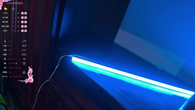 Leah Grey online show from 03/22/25, 03:53