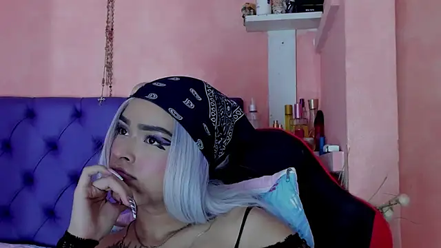 Cloeandtyfanny online show from 01/07/25, 06:05