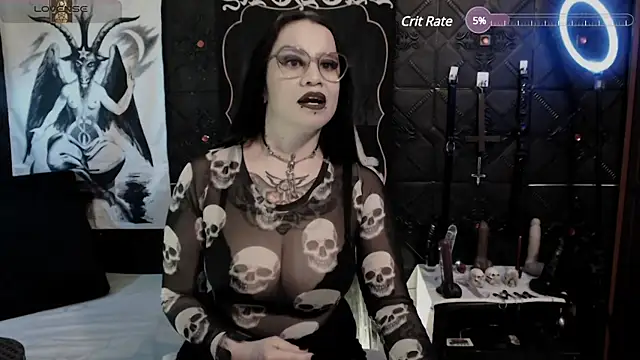 Snapshot of Evil_Queen_666 chatting on 01/03/25, 05:17 Evil Queen 666 online show from 01/03/25, 05:17