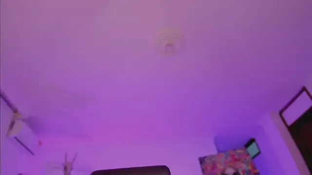 Taylor  foxxx online show from 01/15/25, 04:15