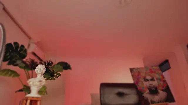 Taylor  foxxx online show from 03/20/25, 04:07