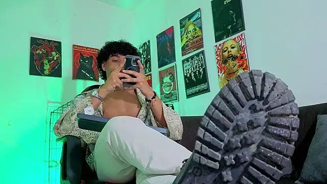 GaelOconner online show from 11/20/25, 03:28