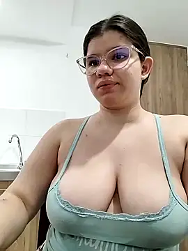 Snapshot of Danzel1105 chatting on 01/09/25, 09:47 Danzel1105 online show from 01/09/25, 09:47