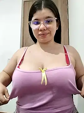 Snapshot of Danzel1105 chatting on 02/14/25, 02:44 Danzel1105 online show from 02/14/25, 02:44