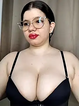 Snapshot of Danzel1105 chatting on 09/18/25, 09:22 Danzel1105 online show from 09/18/25, 09:22