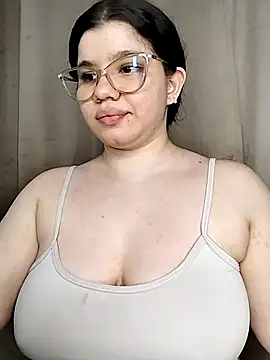 Snapshot of Danzel1105 chatting on 09/25/25, 12:58 Danzel1105 online show from 09/25/25, 12:58