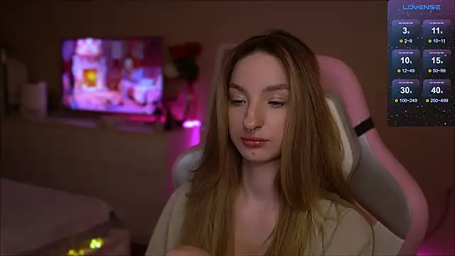 Lexy kiky online show from 02/21/25, 09:32