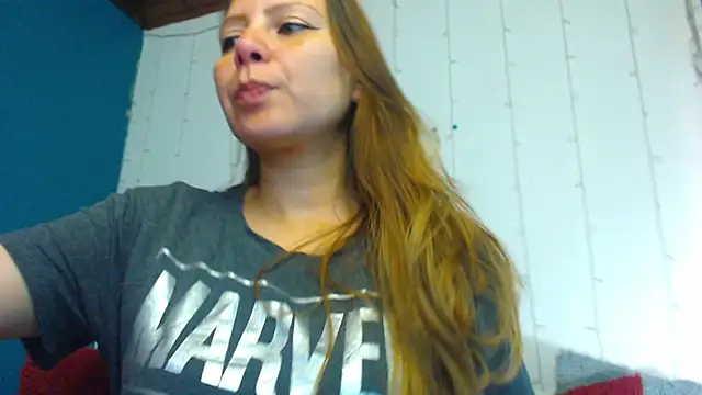 Snapshot of camila_delarosa chatting on 01/14/25, 01:06 camila delarosa online show from 01/14/25, 01:06