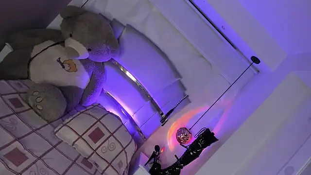 Dalila Thoms online show from 01/24/25, 10:11