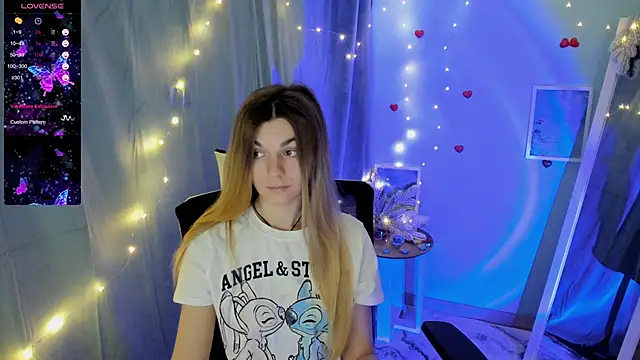 Snapshot of Sweet_me_ chatting on 01/19/25, 10:39 Sweet me online show from 01/19/25, 10:39
