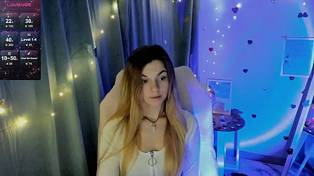 Snapshot of Sweet_me_ chatting on 02/25/25, 10:15 Sweet me online show from 02/25/25, 10:15