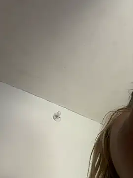 Snapshot of ScarlettAndClark chatting on 03/14/25, 09:21 ScarlettAndClark online show from 03/14/25, 09:21