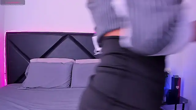 Snapshot of ScarlettAndClark chatting on 10/10/25, 03:55 ScarlettAndClark online show from 10/10/25, 03:55