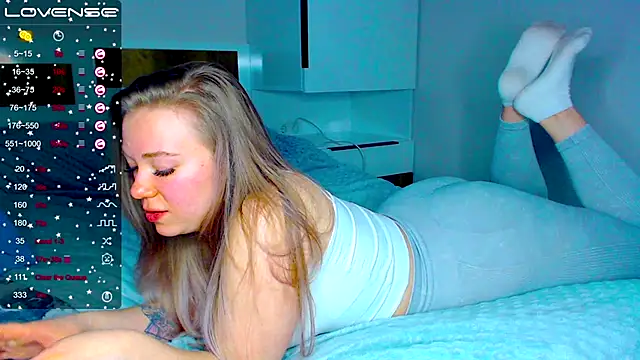 kitti kaattt online show from 02/22/25, 07:01