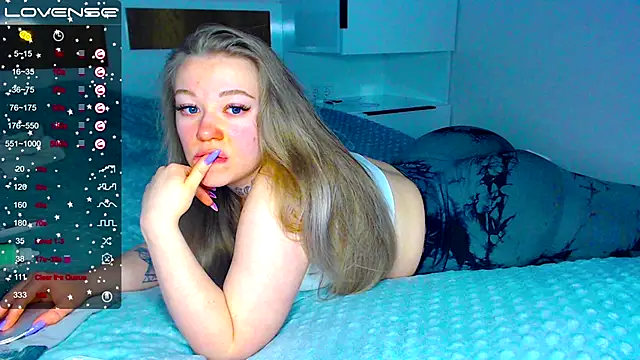 kitti kaattt online show from 03/19/25, 11:39