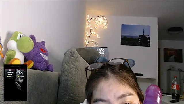Snapshot of Kunimitsuu_ chatting on 10/04/25, 11:36 Kunimitsuu online show from 10/04/25, 11:36
