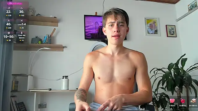 Snapshot of manucute_23_ chatting on 10/09/25, 02:15 manucute 23 online show from 10/09/25, 02:15