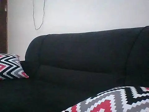 hotgal1112 online show from 10/23/25, 04:56