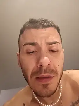 Snapshot of BenDover313OF chatting on 02/21/25, 03:45 BenDover313OF online show from 02/21/25, 03:45