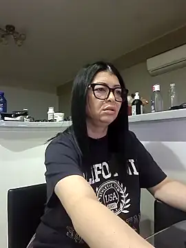 Milf Abigail online show from 11/01/25, 03:08