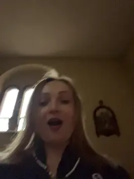 LadyTatiana Madam online show from 11/19/25, 03:23