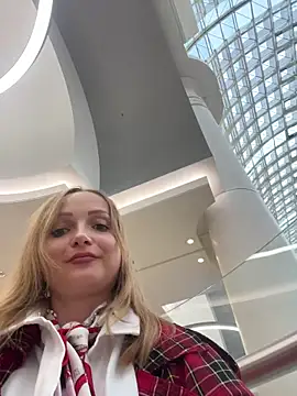 LadyTatiana Madam online show from 12/04/25, 03:10