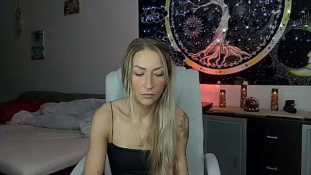 SexxyLiviaa online show from 10/25/25, 02:52