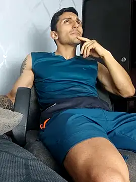 Snapshot of Marck_Muscle chatting on 03/11/25, 02:54 Marck Muscle online show from 03/11/25, 02:54