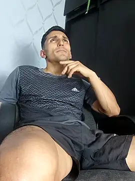 Snapshot of Marck_Muscle chatting on 03/13/25, 02:16 Marck Muscle online show from 03/13/25, 02:16