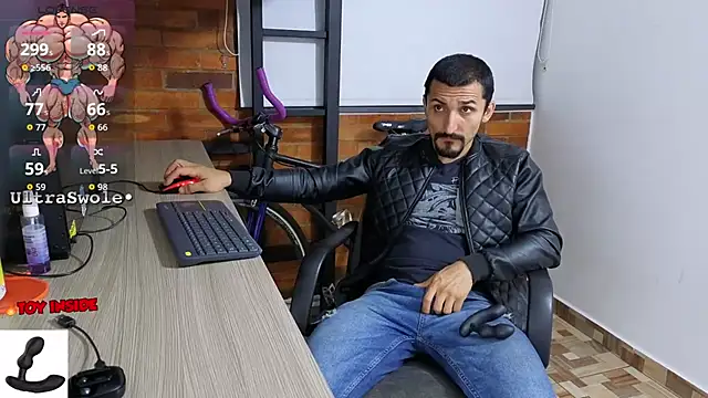 Snapshot of Marck_Muscle chatting on 10/19/25, 03:51 Marck Muscle online show from 10/19/25, 03:51