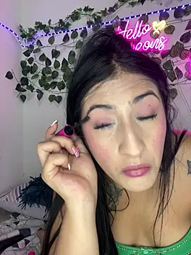 Snapshot of alondra_darling chatting on 03/20/25, 09:35 alondra darling online show from 03/20/25, 09:35