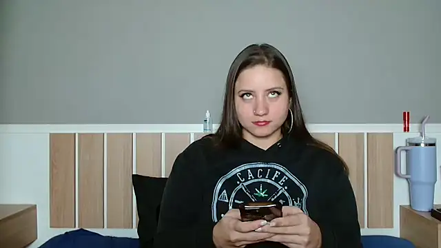 520 Loirex 741 online show from 10/12/25, 01:26