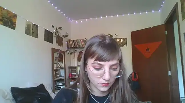 Snapshot of SweetyBabyDemon chatting on 12/11/24, 08:07 SweetyBabyDemon online show from 12/11/24, 08:07