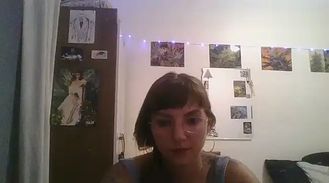 Snapshot of SweetyBabyDemon chatting on 12/13/24, 11:06 SweetyBabyDemon online show from 12/13/24, 11:06