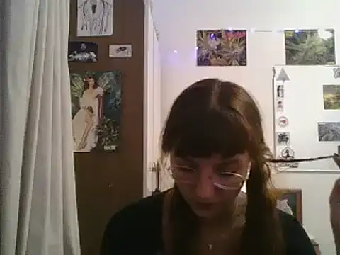 Snapshot of SweetyBabyDemon chatting on 12/23/24, 12:14 SweetyBabyDemon online show from 12/23/24, 12:14