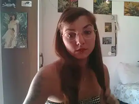 Snapshot of SweetyBabyDemon chatting on 01/14/25, 12:56 SweetyBabyDemon online show from 01/14/25, 12:56