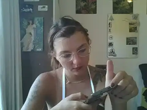 Snapshot of SweetyBabyDemon chatting on 02/28/25, 07:25 SweetyBabyDemon online show from 02/28/25, 07:25